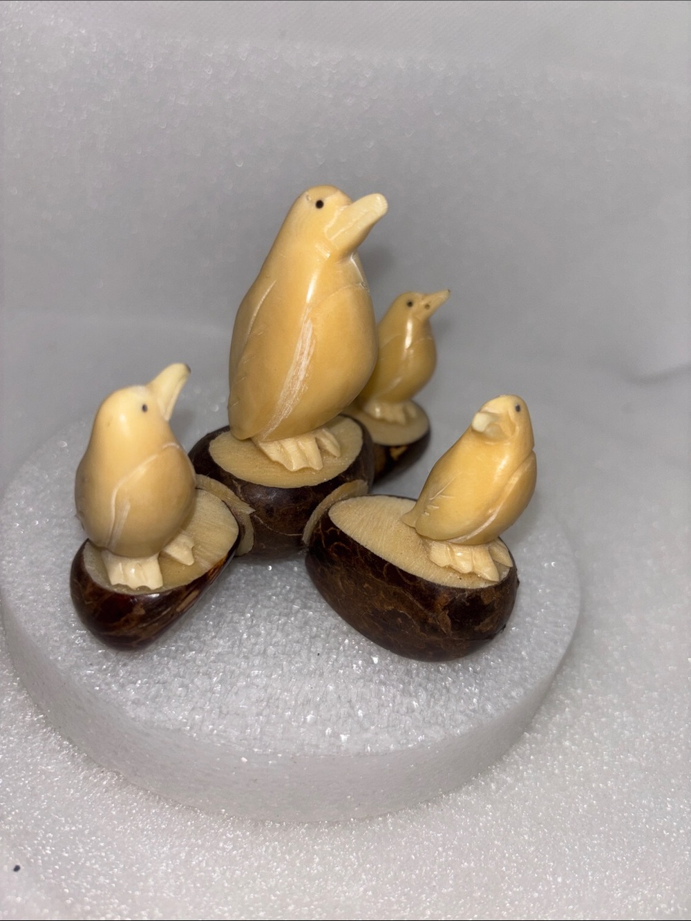 Penguin Set Of 4 Figurine TAGUA NUT figurine Antarctica King